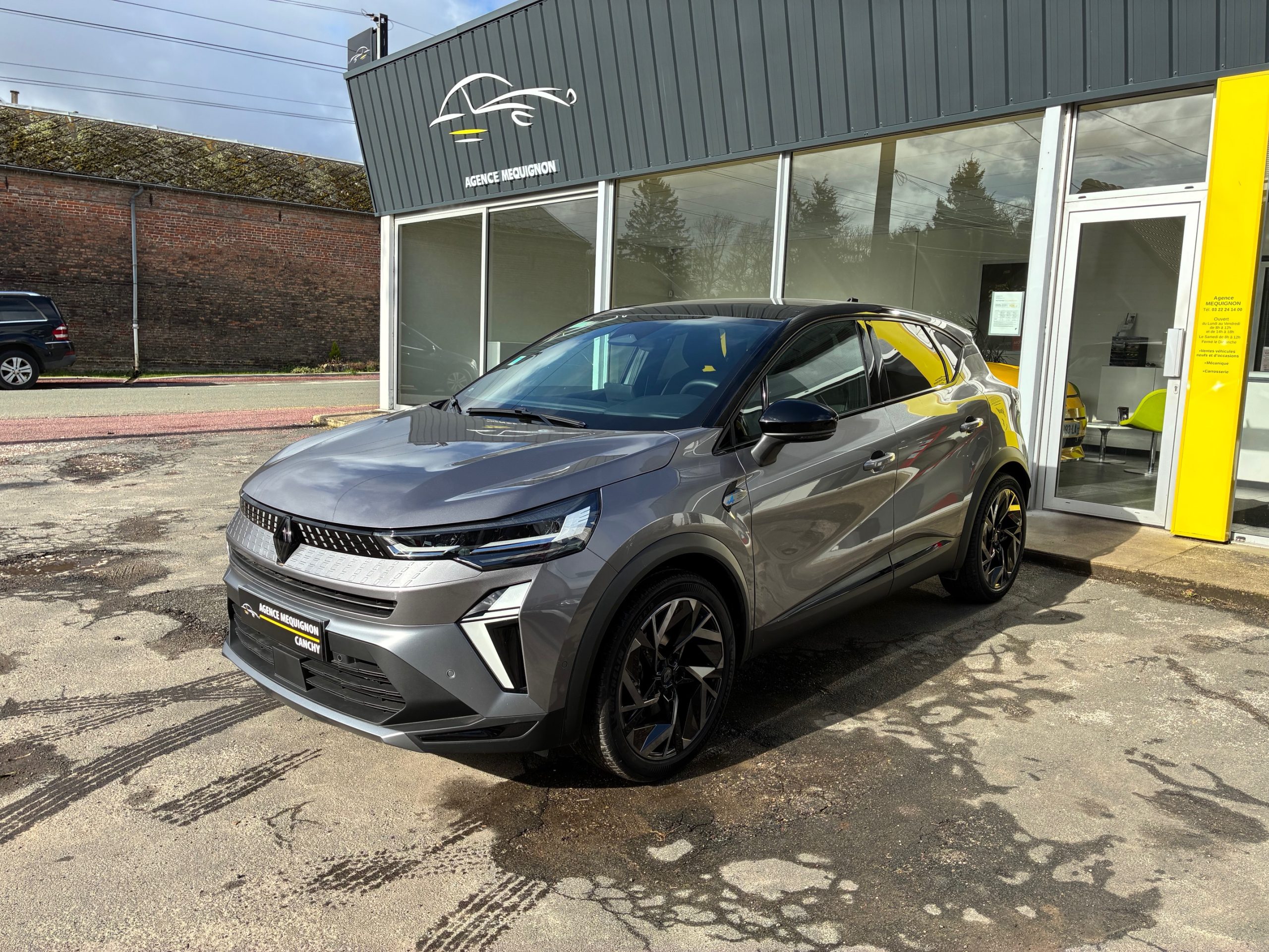 renault captur ii e tech full hybrid 145 esprit alpine renault captur ii e tech full hybrid 145 esprit alpine