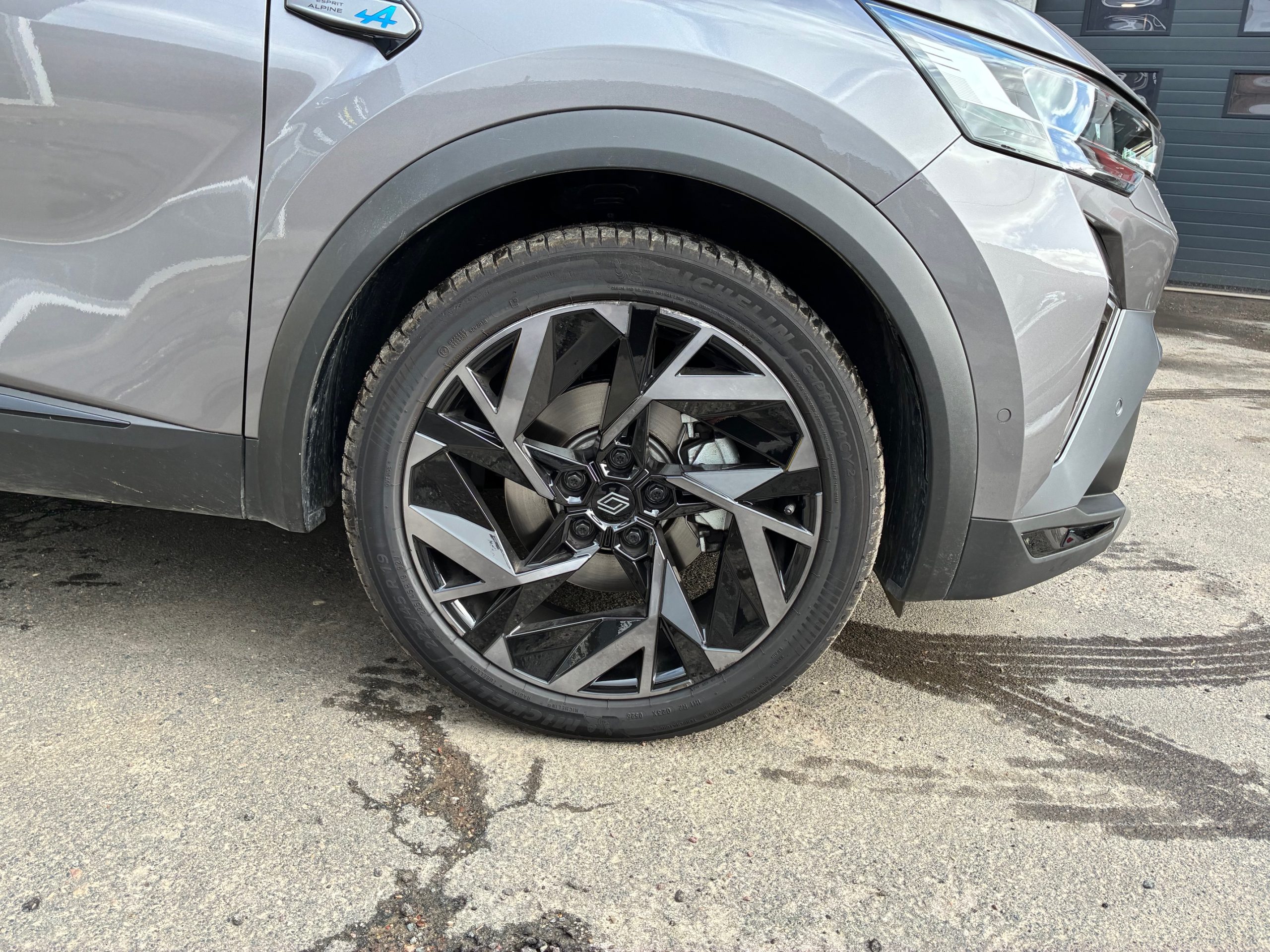 renault captur ii e tech full hybrid 145 esprit alpine renault captur ii e tech full hybrid 145 esprit alpine