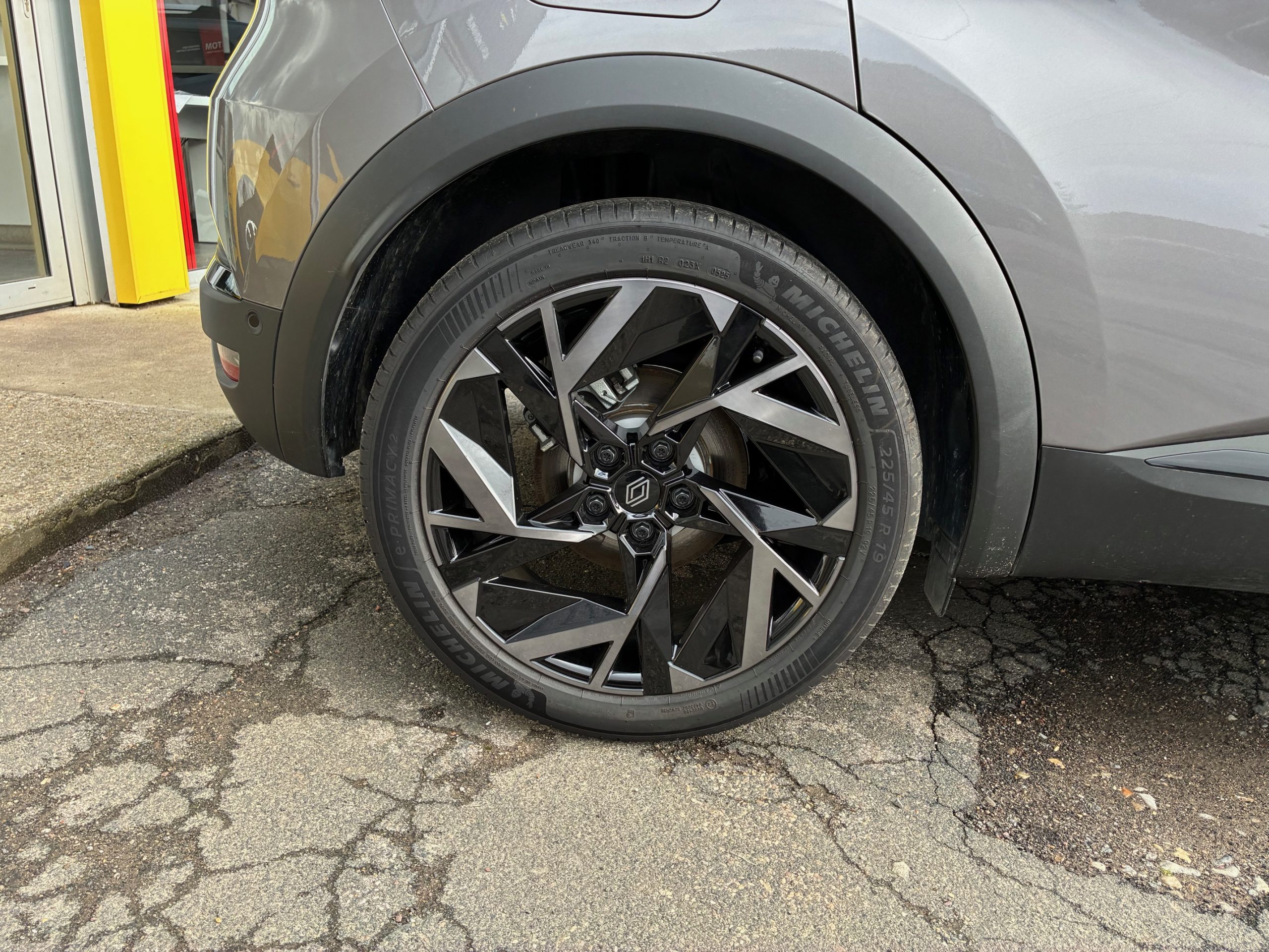 renault captur ii e tech full hybrid 145 esprit alpine renault captur ii e tech full hybrid 145 esprit alpine